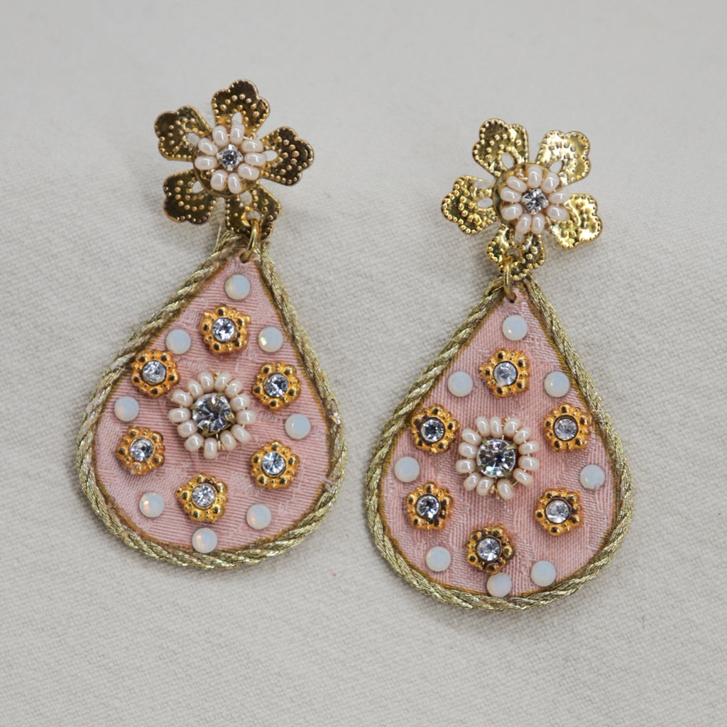 Jardín Floral – Satin-Ohrringe mit böhmischen Kristallen